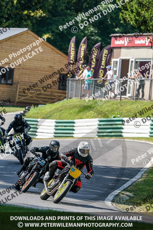 cadwell no limits trackday;cadwell park;cadwell park photographs;cadwell trackday photographs;enduro digital images;event digital images;eventdigitalimages;no limits trackdays;peter wileman photography;racing digital images;trackday digital images;trackday photos